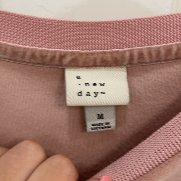 medium blush pink velvet top a new day from target - Picture 2 of 2
